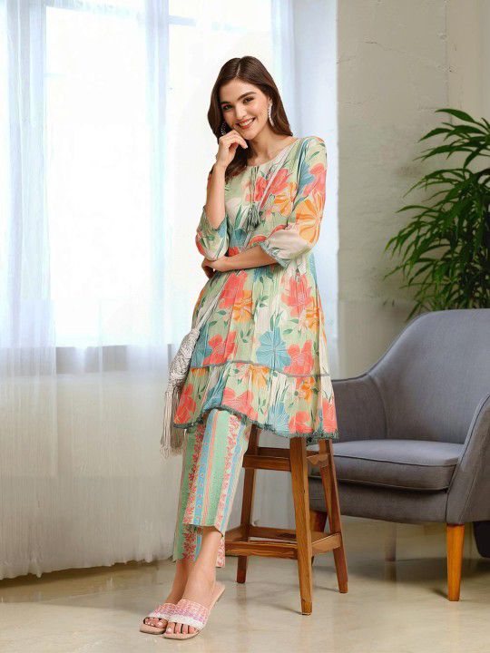 Stylist Women Floral Printed Designer Dresses Foe Women