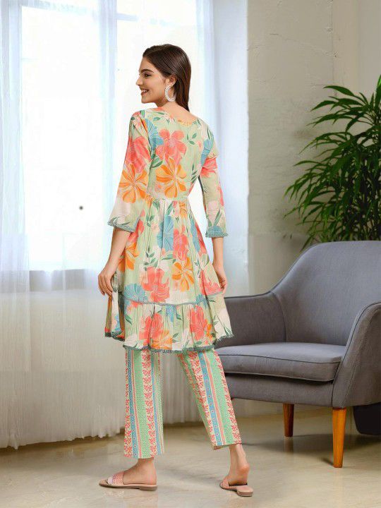 Stylist Women Floral Printed Designer Dresses Foe Women